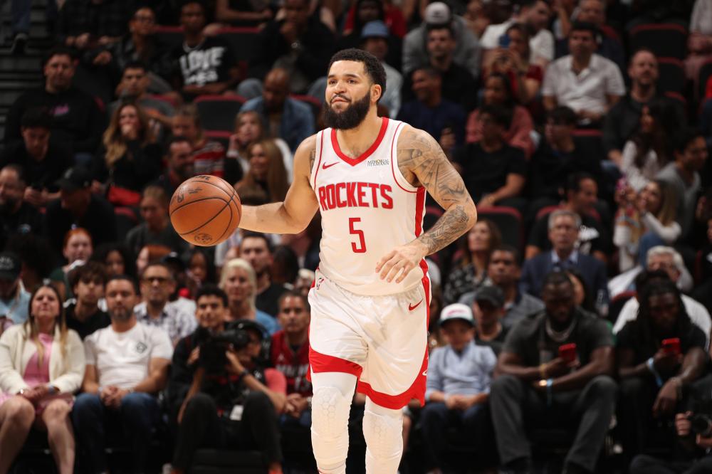 管理层之间 管理层之间